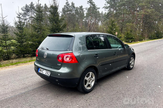 Volkswagen Golf 5 generation Hatchback 5-doors