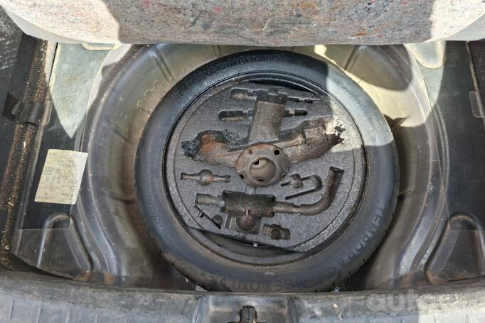 SEAT Leon 2 generation Hatchback 5-doors