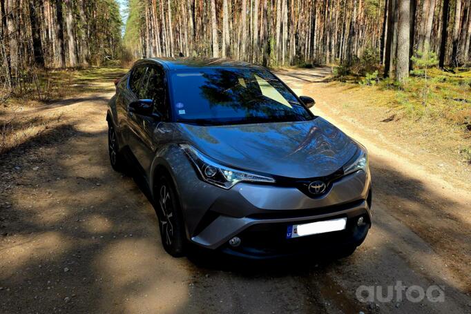 Toyota C-HR 1 generation Crossover