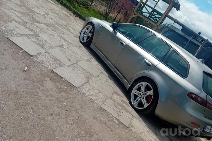 Alfa Romeo 159 1 generation Sportwagon wagon