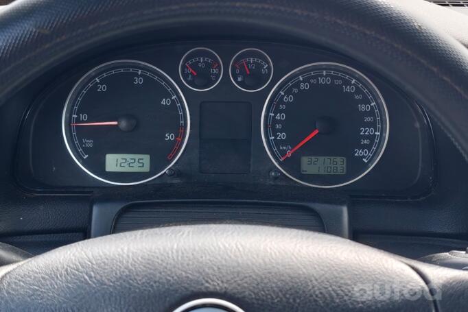 Volkswagen Passat B5.5 [restyling] Sedan