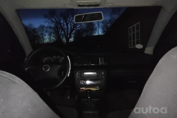 Volkswagen Passat B5.5 [restyling] Sedan