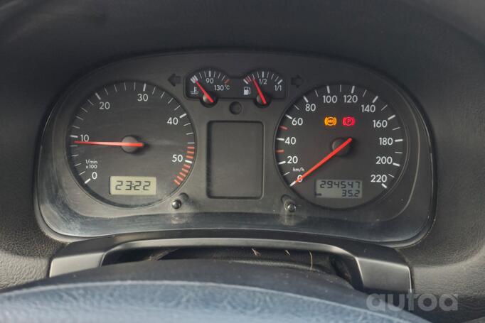 Volkswagen Golf 4 generation Hatchback 5-doors