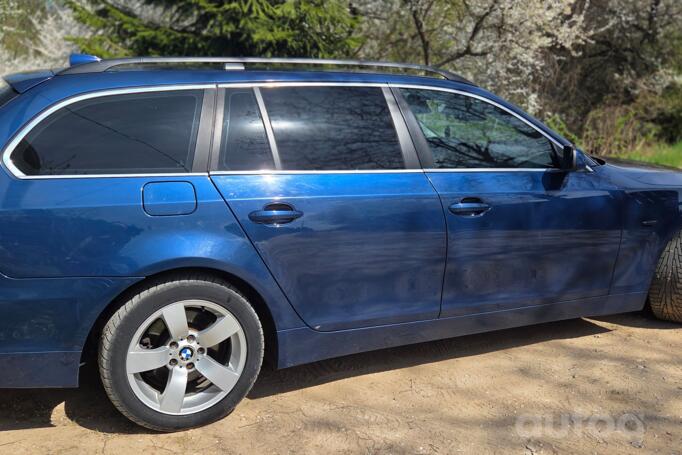 BMW 5 Series E60/E61 Touring wagon