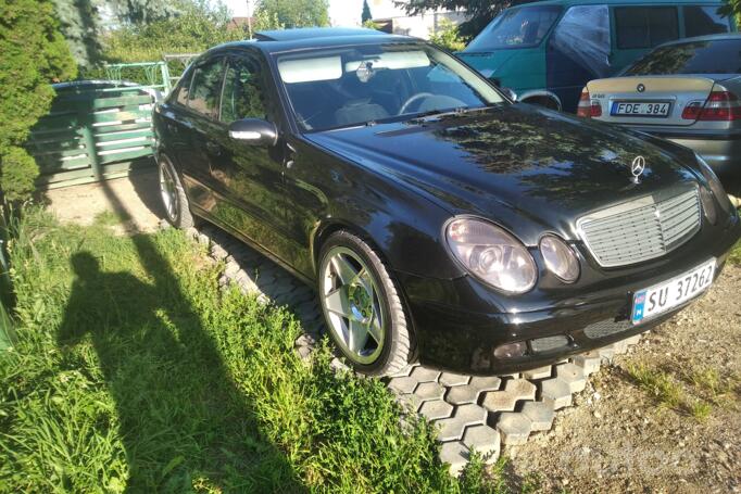 Mercedes-Benz E-Class W211 Sedan