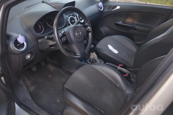 Opel Corsa D Hatchback 5-doors