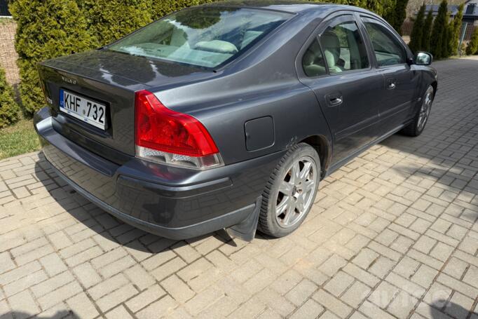 Volvo S60 1 generation [restyling] Sedan