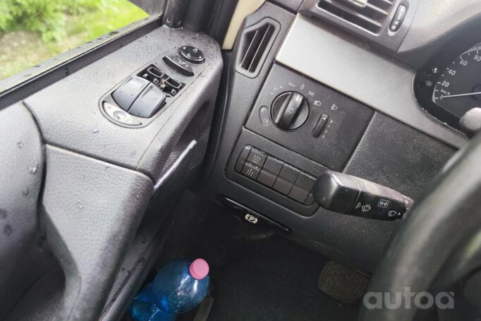 Mercedes-Benz Viano W639 [restyling] Minivan 4-doors