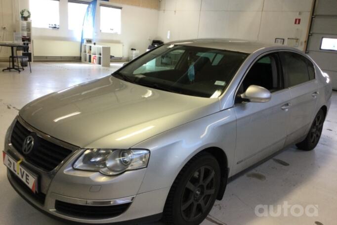 Volkswagen Passat B6 Sedan 4-doors