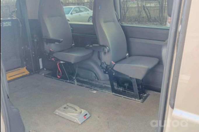 Mercedes-Benz Vito W639 Minivan 4-doors