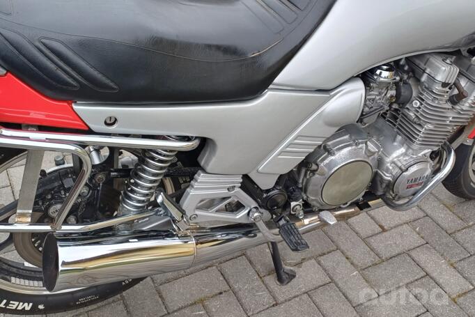 Yamaha XJ