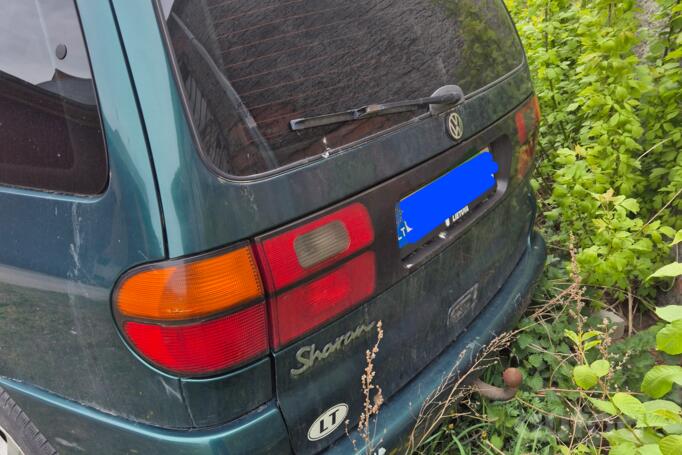 Volkswagen Sharan 1 generation Minivan 5-doors