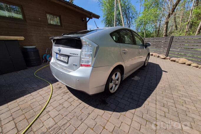 Toyota Prius 3 generation Hatchback 5-doors