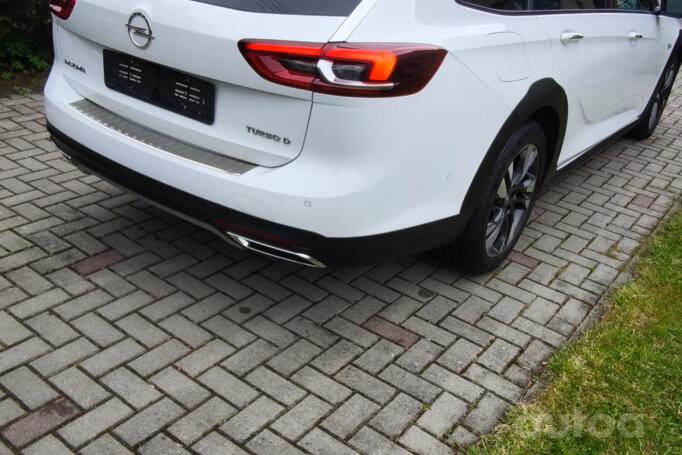 Opel Insignia B Country Tourer wagon 5-doors