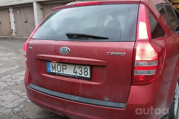 Kia Cee'd 1 generation SW wagon