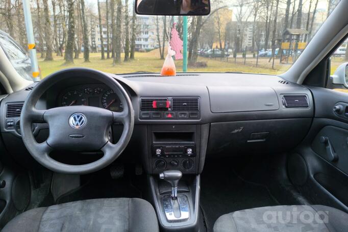 Volkswagen Golf 4 generation Hatchback 5-doors