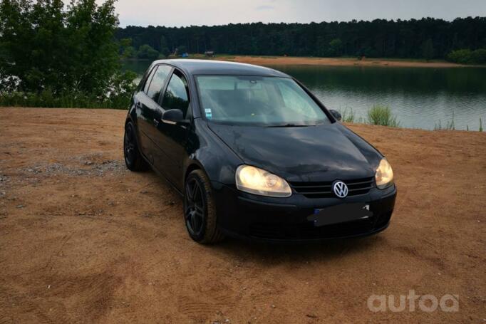 Volkswagen Golf 5 generation Hatchback 5-doors