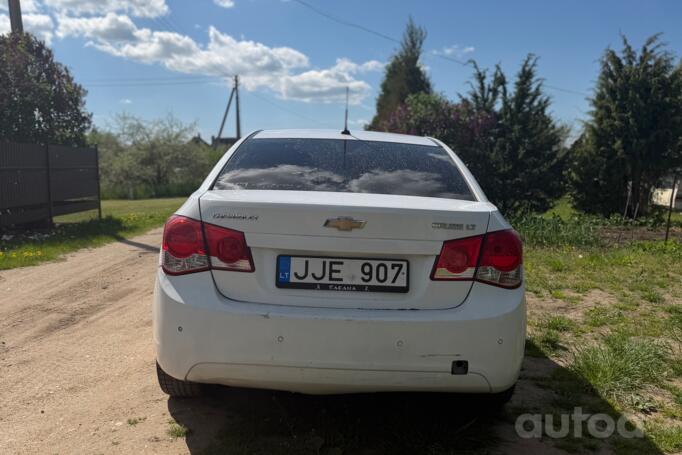 Chevrolet Cruze J300 Sedan
