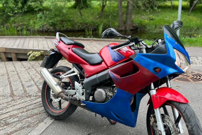 Honda CBR