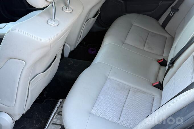 Mercedes-Benz E-Class W212/S212/C207/A207 Sedan 4-doors