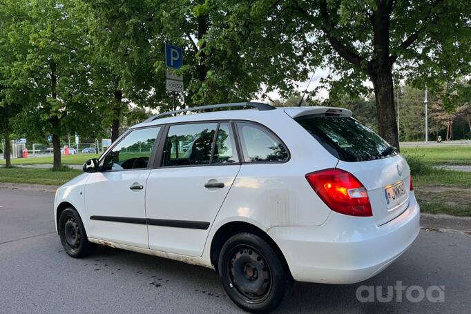 Skoda Fabia 5J Combi wagon 5-doors