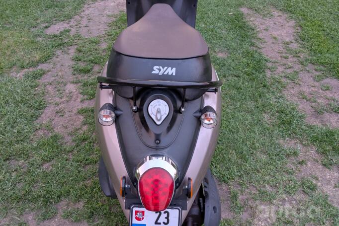 SYM MIO
