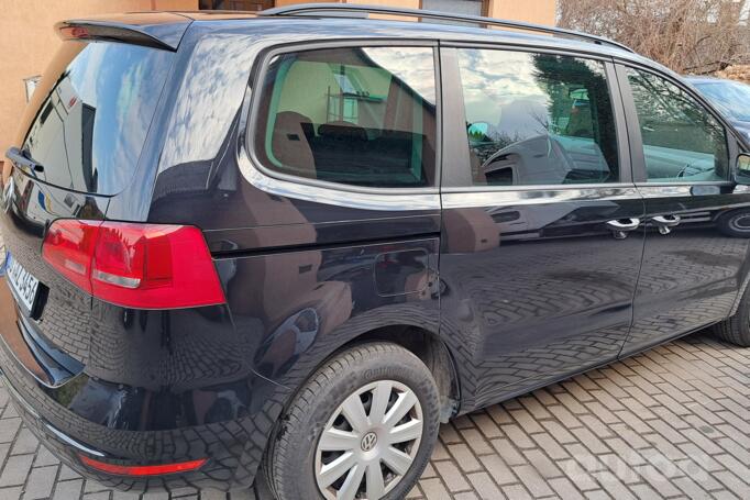 Volkswagen Sharan 2 generation Minivan 5-doors