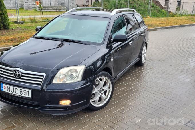 Toyota Avensis 2 generation wagon