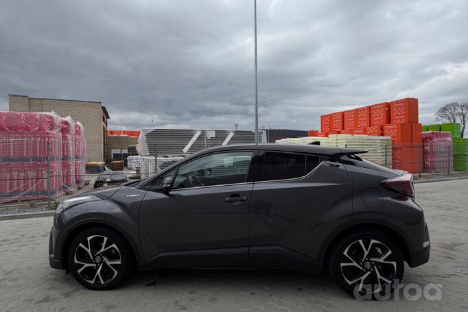Toyota C-HR 1 generation Crossover