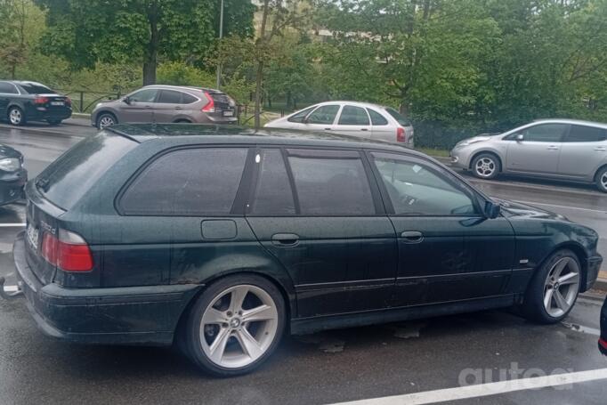 BMW 5 Series E39 Touring wagon