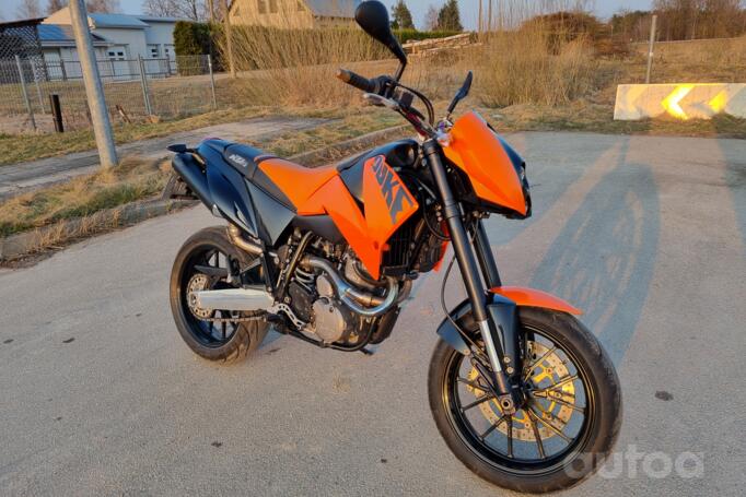 KTM Duke