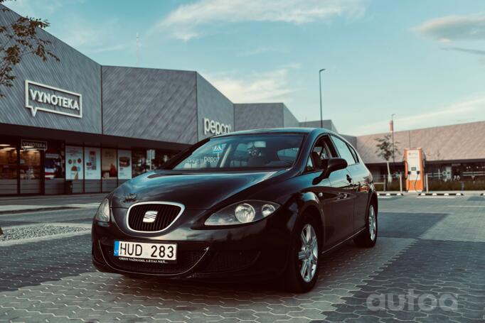 SEAT Leon 2 generation Hatchback 5-doors