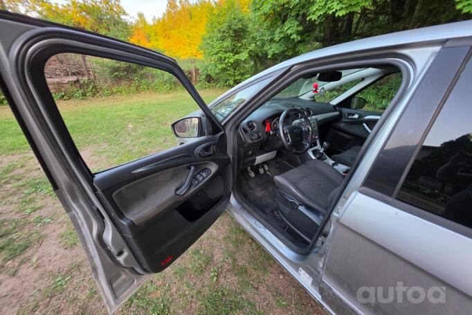 Ford S-Max 1 generation Minivan