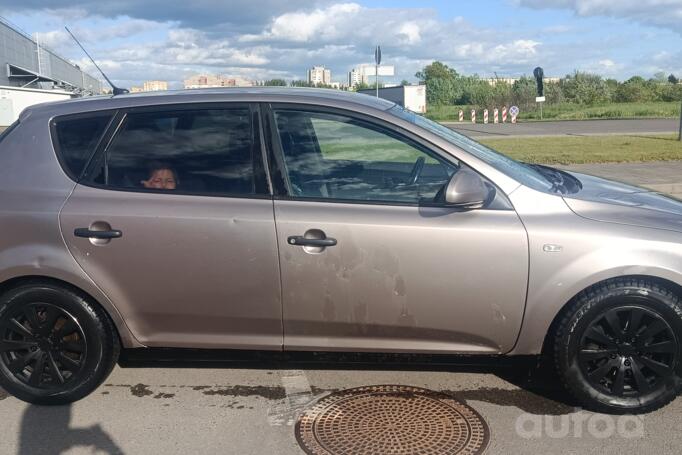 Kia Cee'd 1 generation Hatchback 5-doors