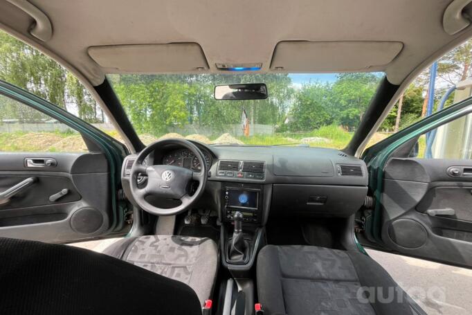 Volkswagen Golf 4 generation Hatchback 5-doors