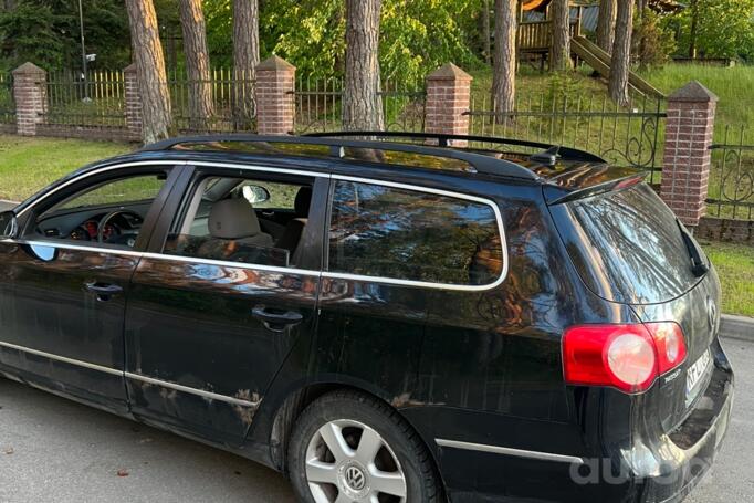 Volkswagen Passat B6 wagon 5-doors