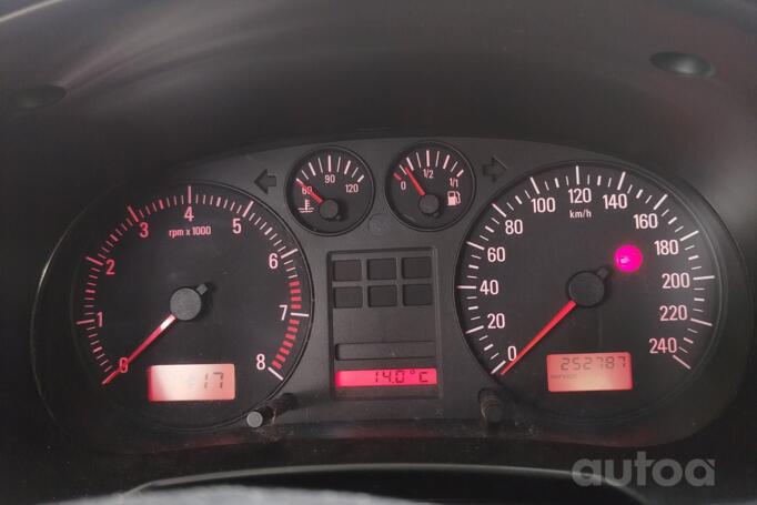 SEAT Toledo 2 generation Sedan