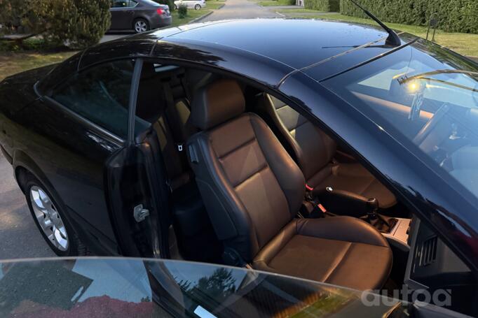 Opel Astra H Hatchback