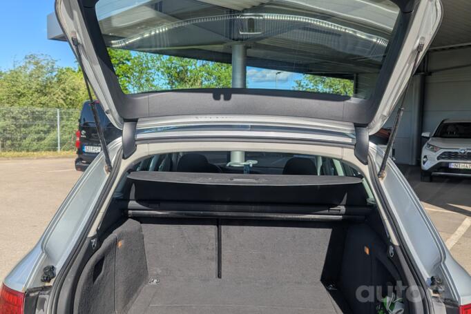 Audi A4 B8/8K wagon 5-doors