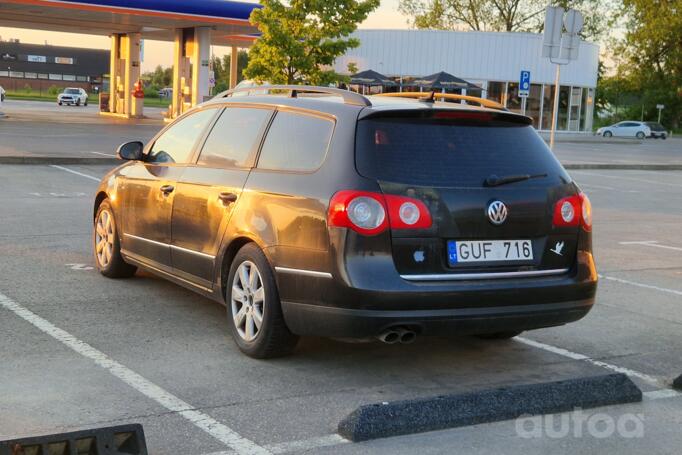 Volkswagen Passat B6 wagon 5-doors