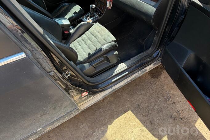 Volkswagen Passat B6 wagon 5-doors