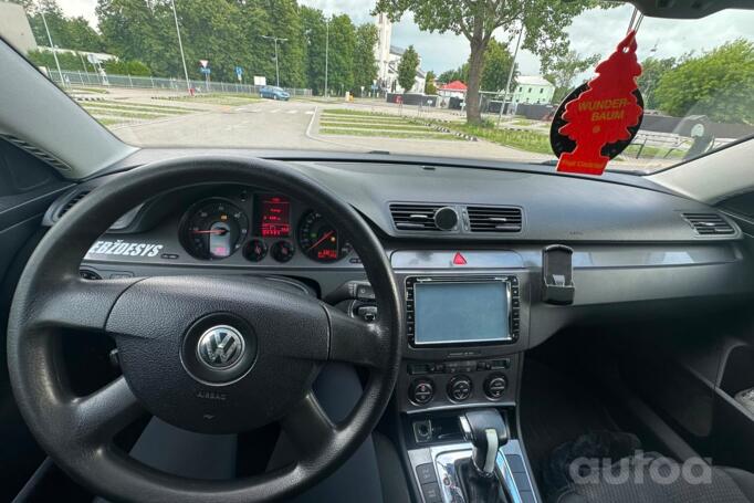 Volkswagen Passat B6 wagon 5-doors