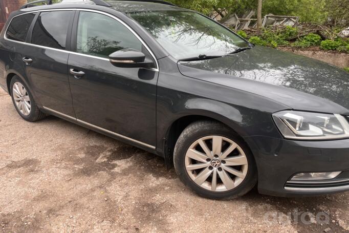 Volkswagen Passat B7 Variant wagon 5-doors