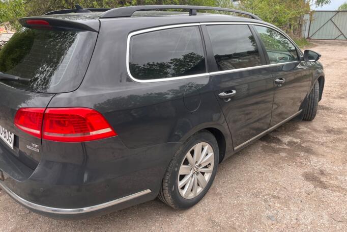 Volkswagen Passat B7 Variant wagon 5-doors