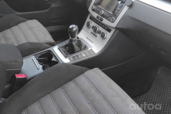 Volkswagen Passat Variant 1 generation wagon (5 doors)