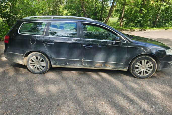 Volkswagen Passat B6 wagon 5-doors
