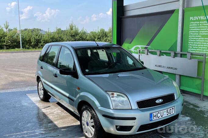 Ford Fusion 1 generation Hatchback