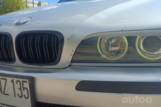 BMW 5 Series E39 Touring wagon