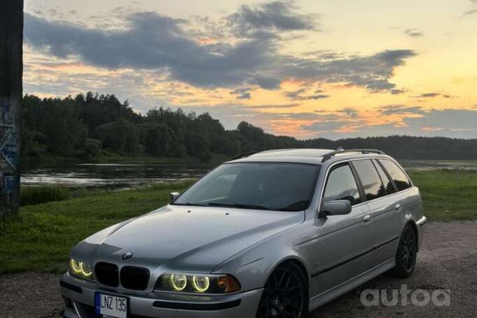 BMW 5 Series E39 Touring wagon