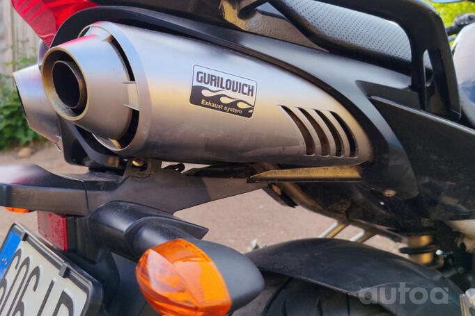 Yamaha FZ